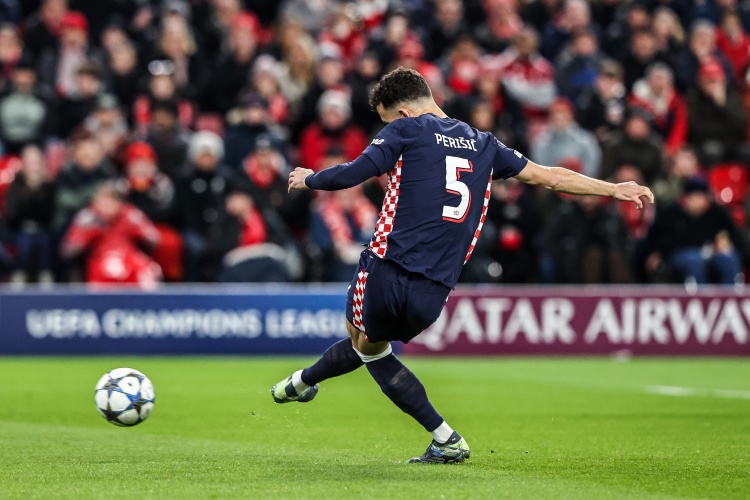 乐鱼体育-罗马诺：佩里西奇不是100万或200万就能带走的，他渴望回归国米